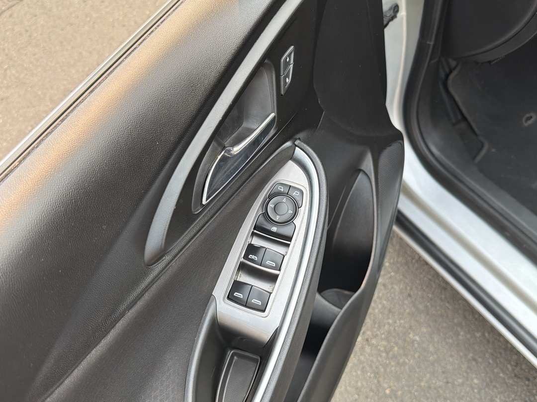 2020 Chevrolet Malibu 1LT - Photo 12