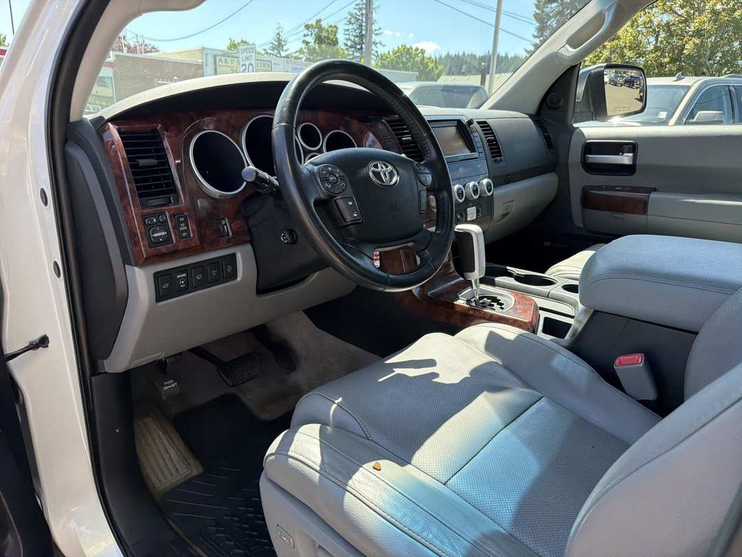 2008 Toyota Sequoia Platinum - Photo 7