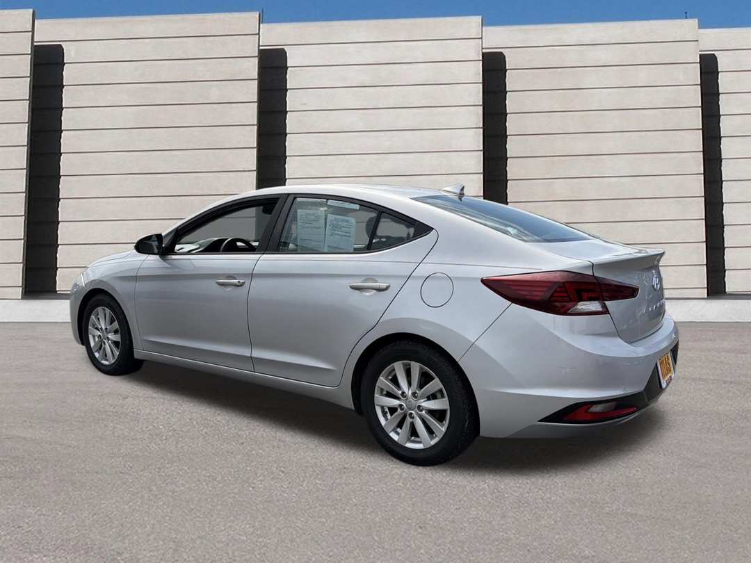 2019 Hyundai Elantra SEL - Image 3