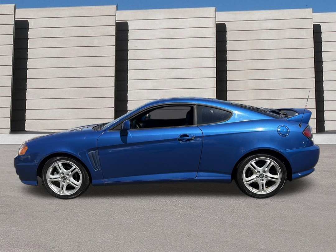 2004 Hyundai Tiburon - Image 2