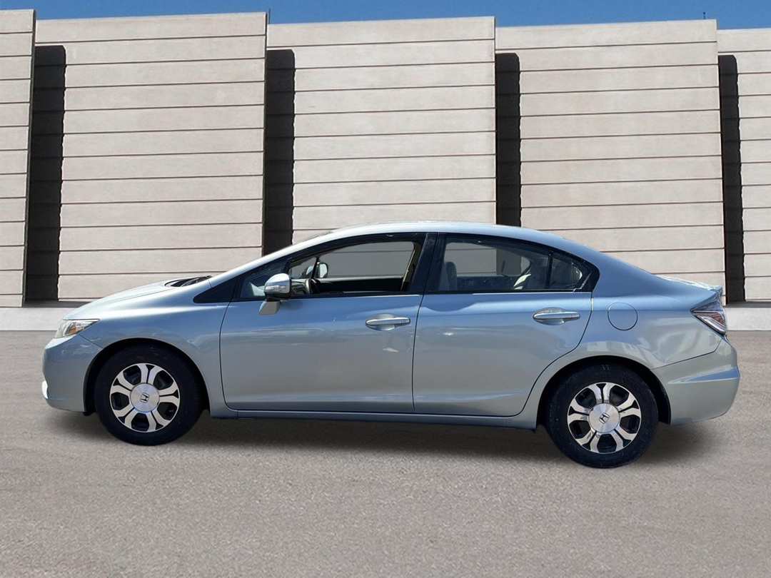 2013 Honda Civic Hybrid - Image 2