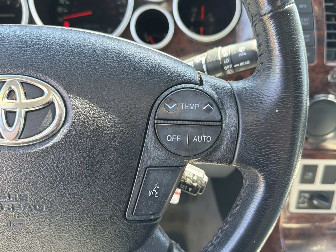 2008 Toyota Sequoia Platinum - Photo 17