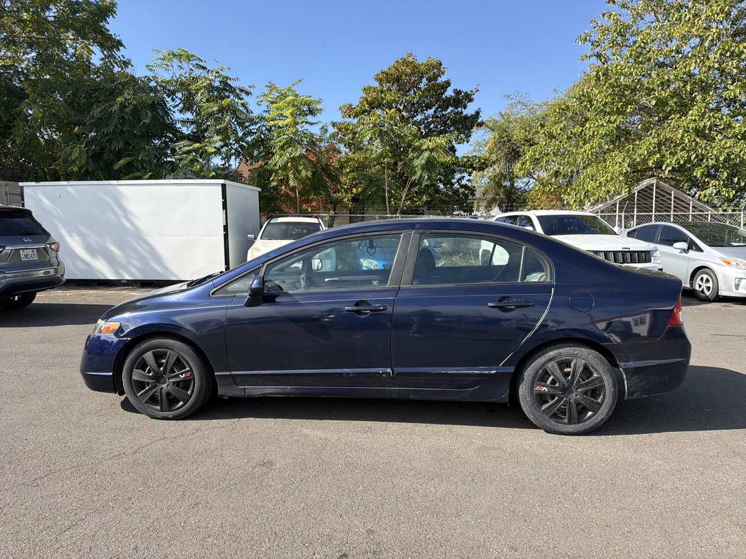 2008 Honda Civic - Image 2