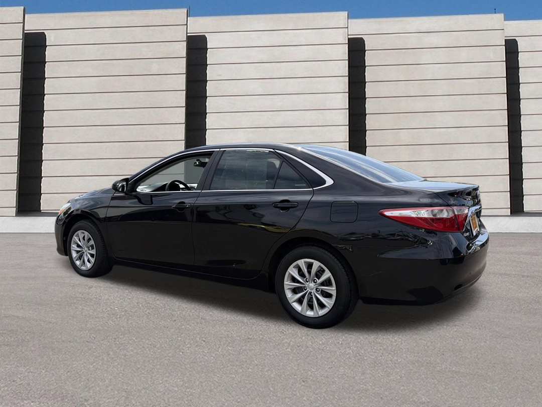 2017 Toyota Camry - Image 3