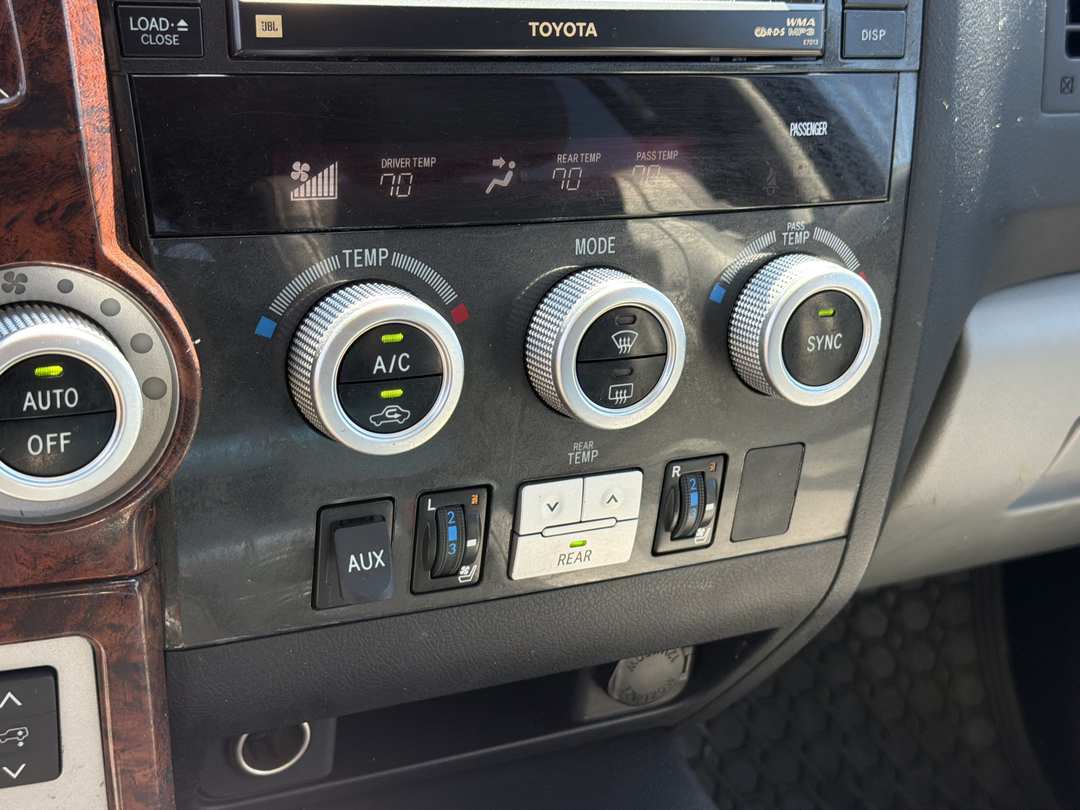 2008 Toyota Sequoia Platinum - Photo 22