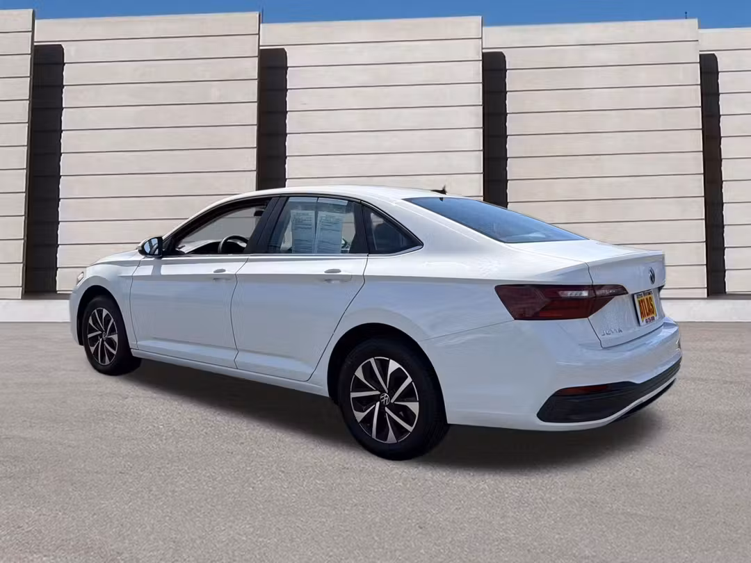 2022 Volkswagen Jetta S - Image 3