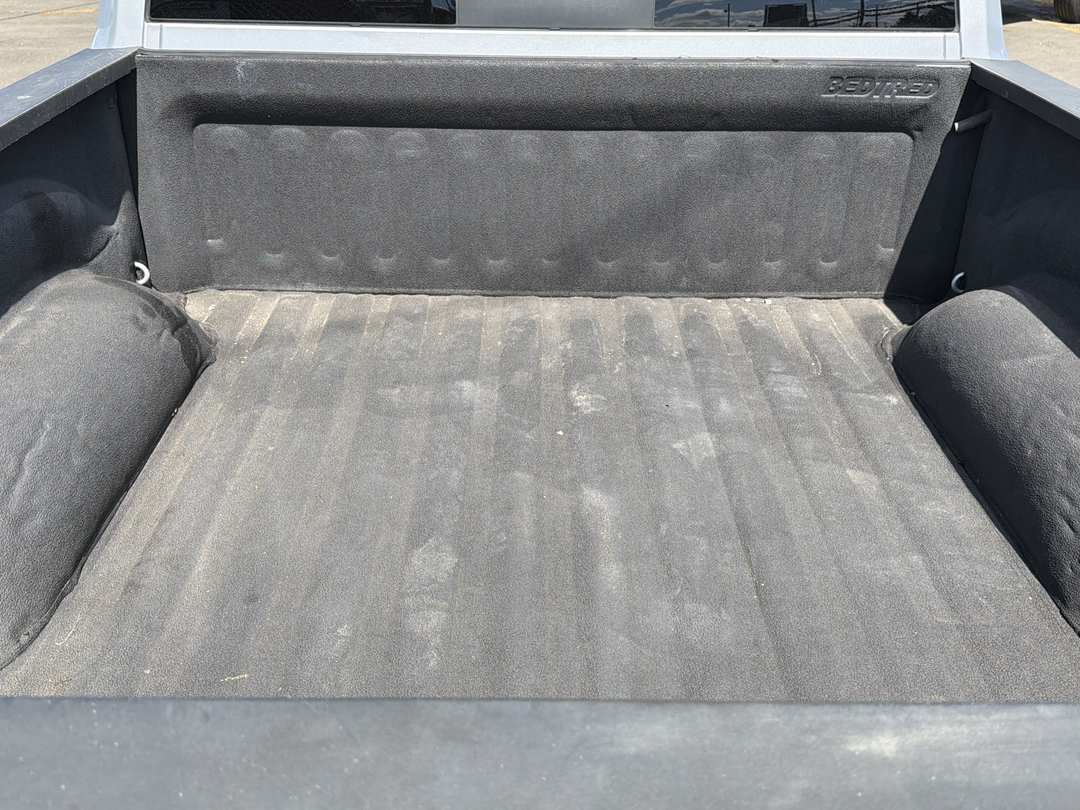 2013 Ram 1500 SLT - Image 3