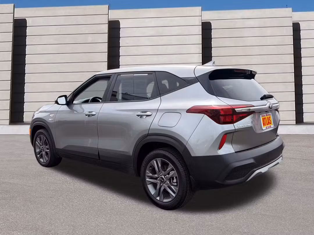 2021 Kia Seltos LX - Image 3
