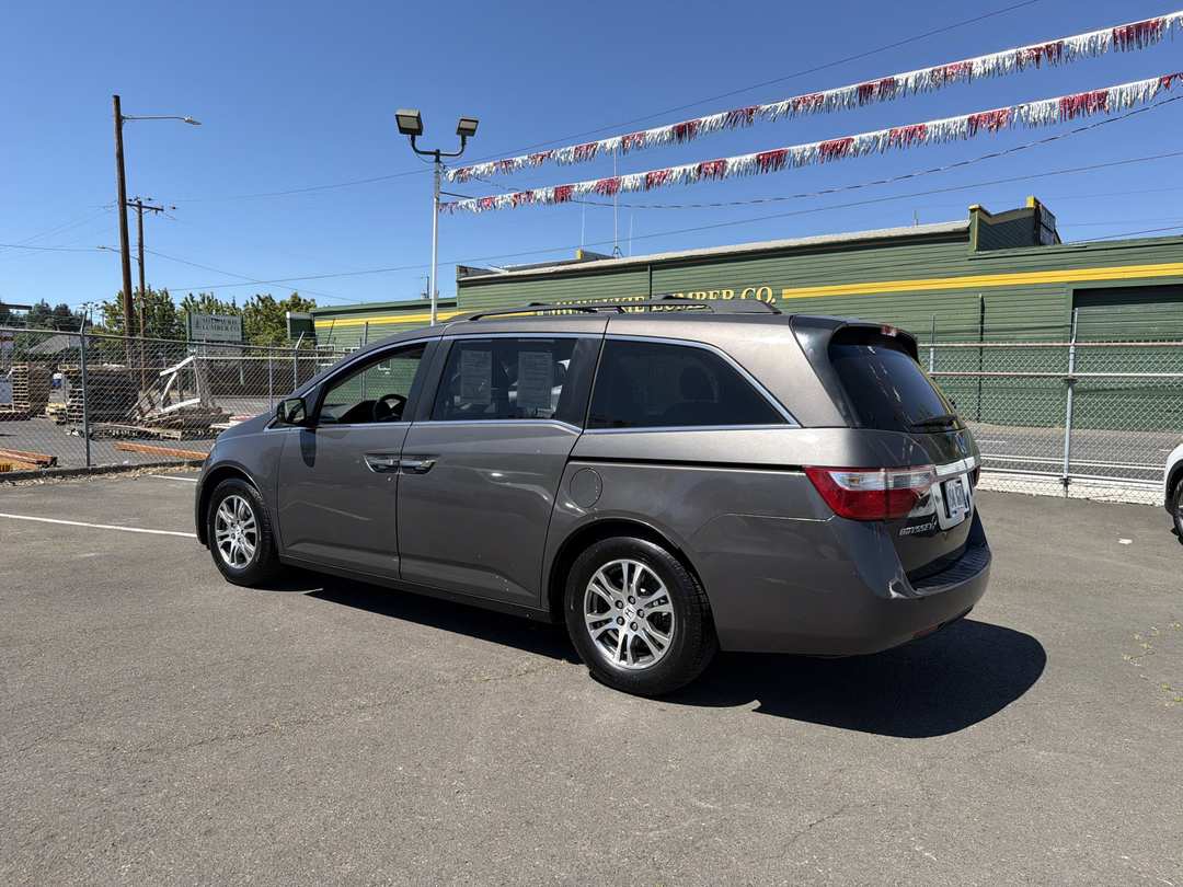 2012 Honda Odyssey - Image 3