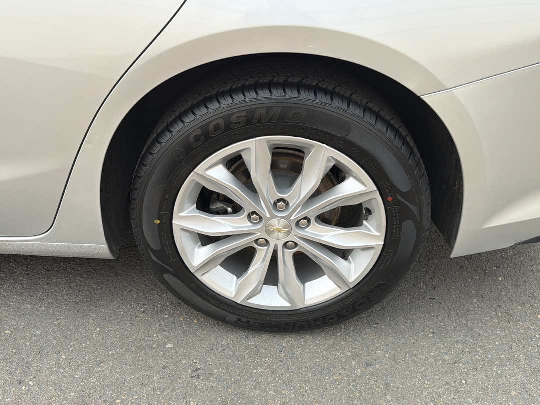 2020 Chevrolet Malibu 1LT - Photo 24