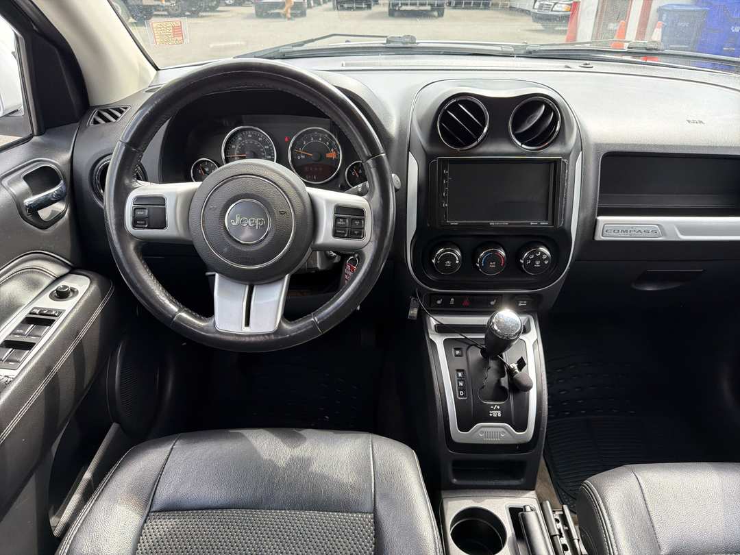 Photo 10