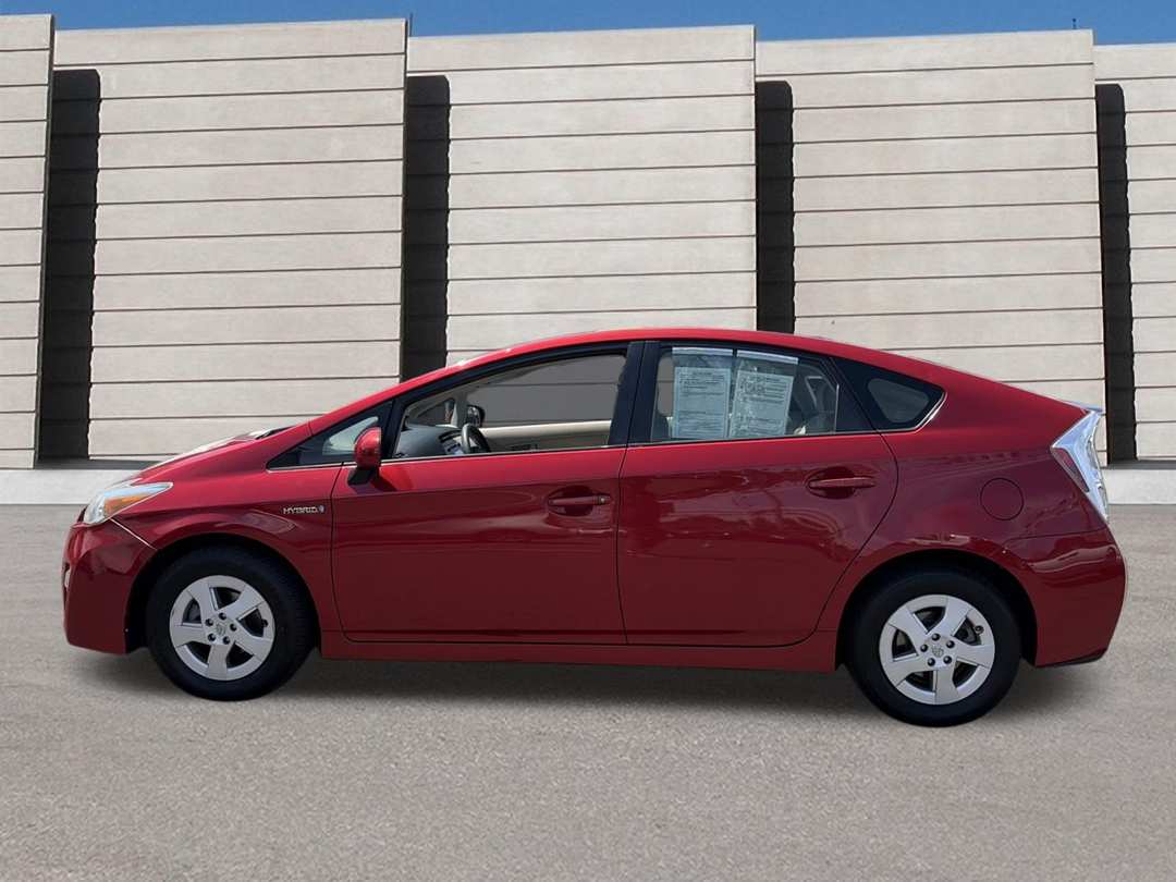 2010 Toyota Prius - Image 2