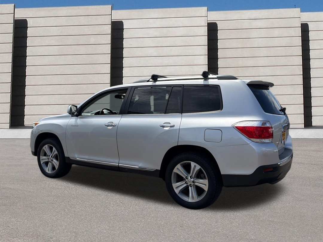 2013 Toyota Highlander Limited - Image 3
