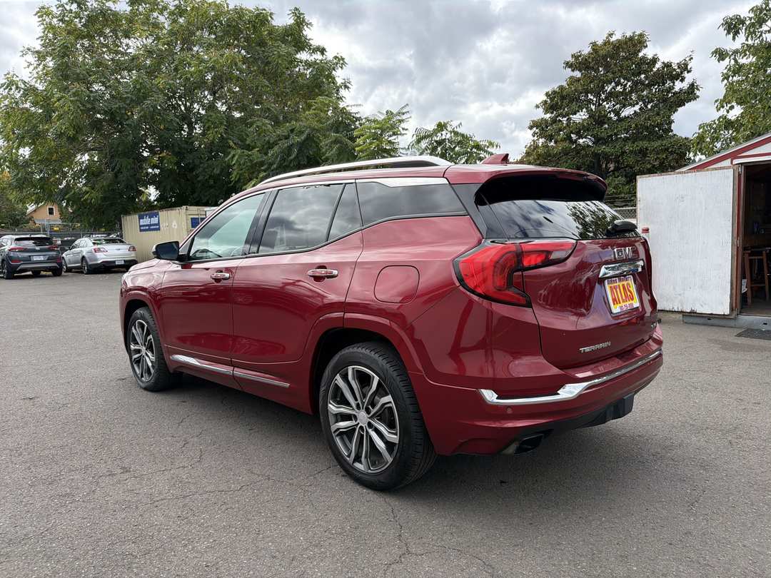 2018 GMC Terrain Denali - Image 3