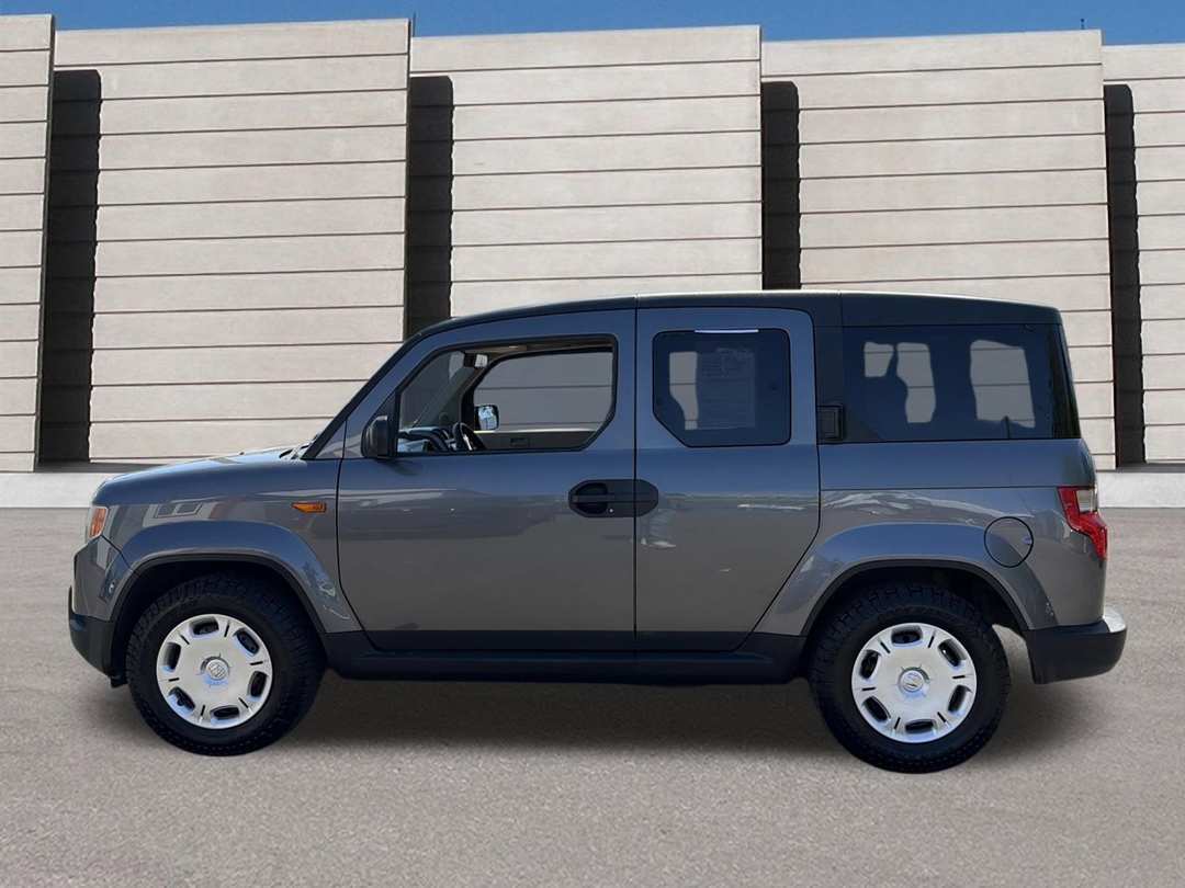 2010 Honda Element LX - Image 2