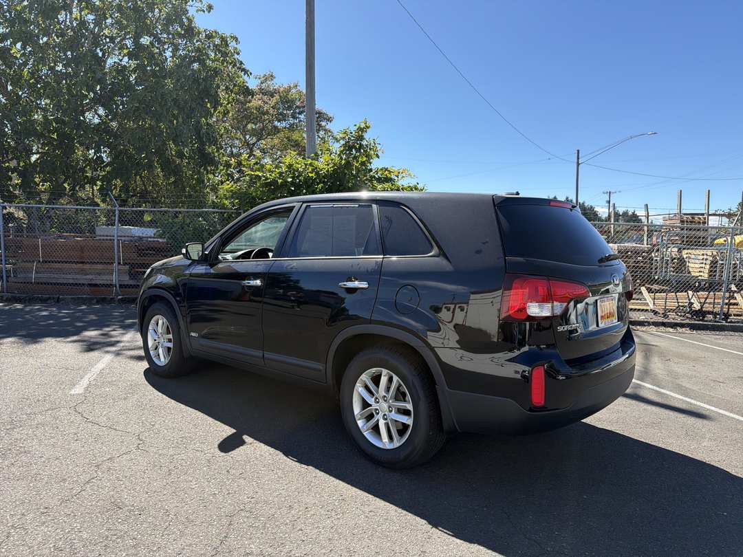 2014 Kia Sorento LX - Image 3