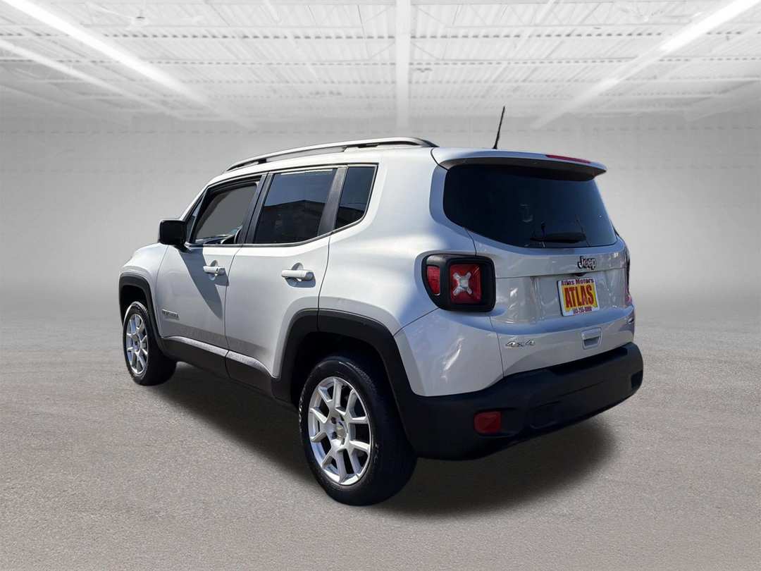 2020 Jeep Renegade Latitude - Image 3