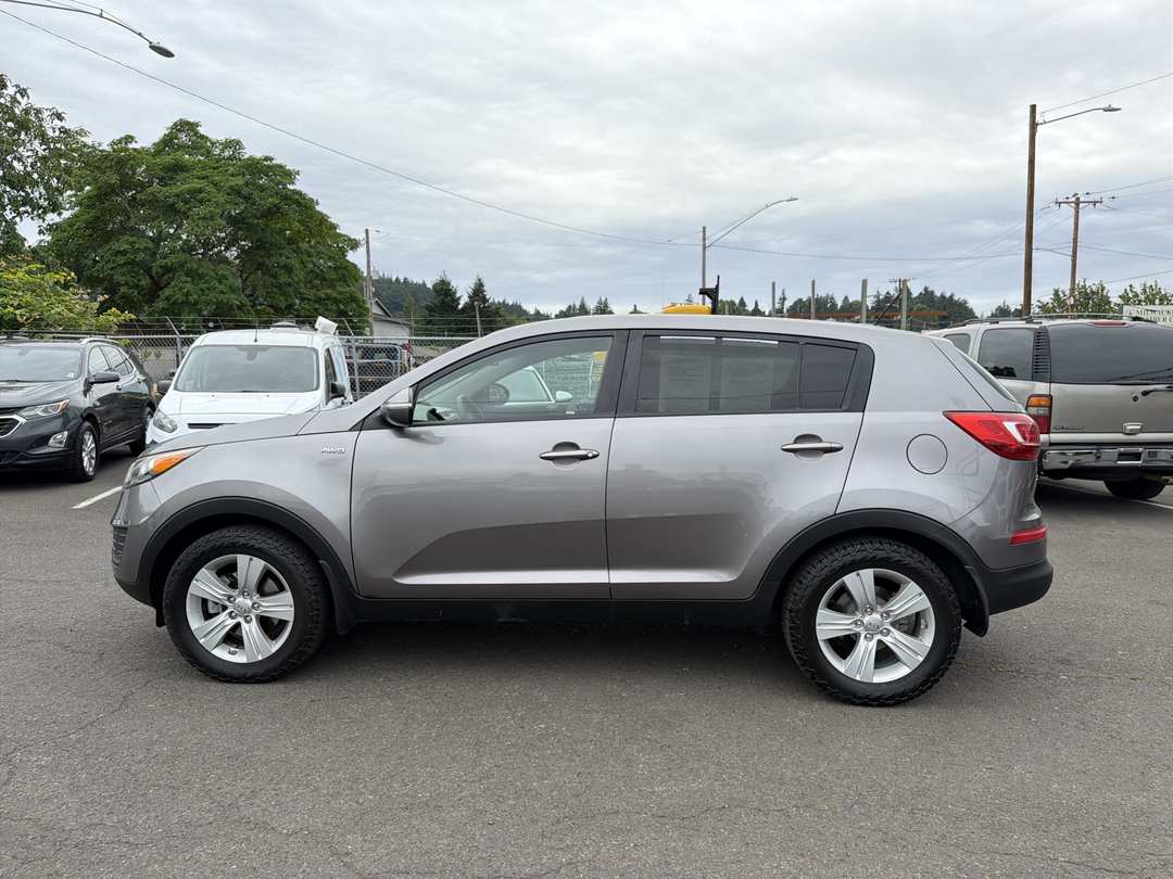2012 Kia Sportage LX - Image 2