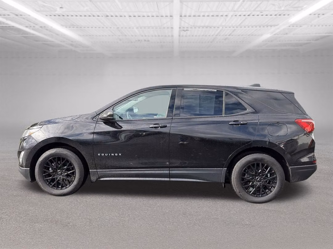 2019 Chevrolet Equinox LS - Image 2