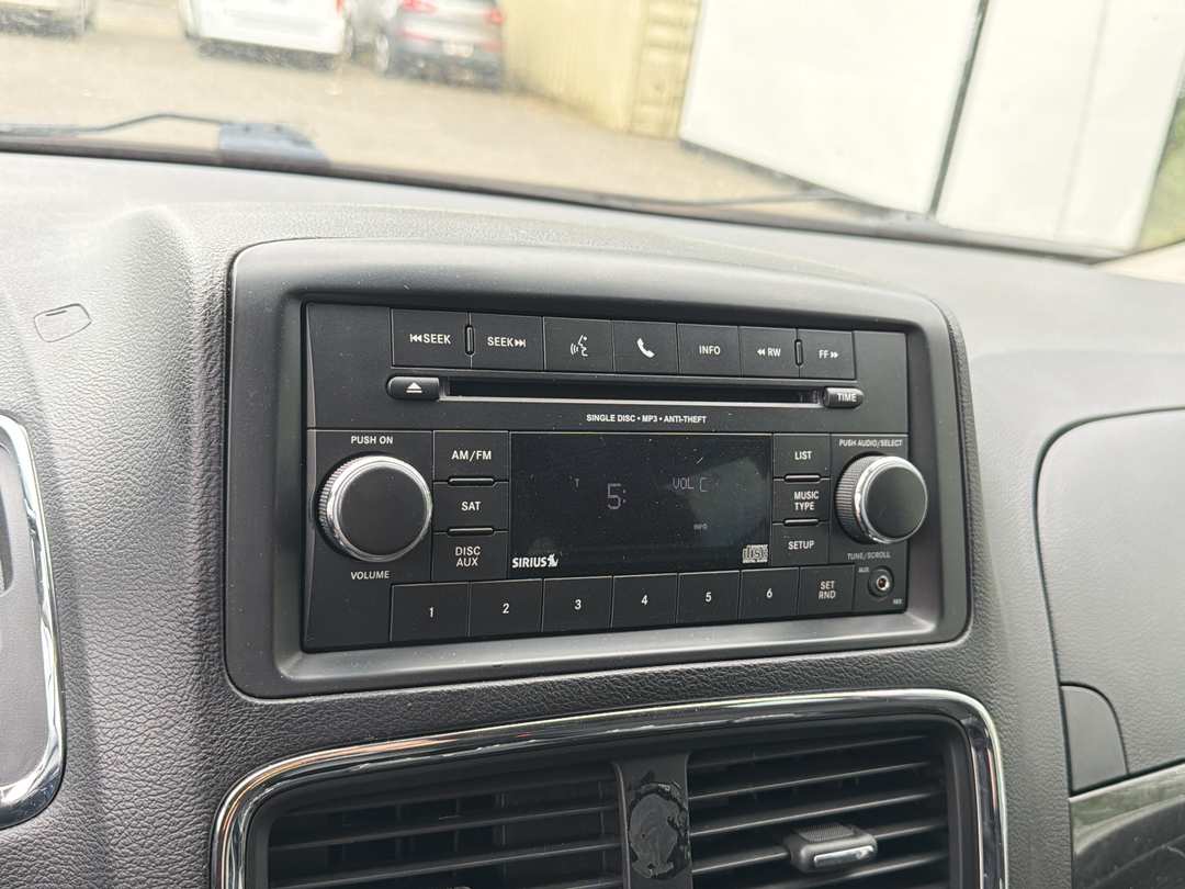 2019 Dodge Grand Caravan Canada Value Package - Photo 21