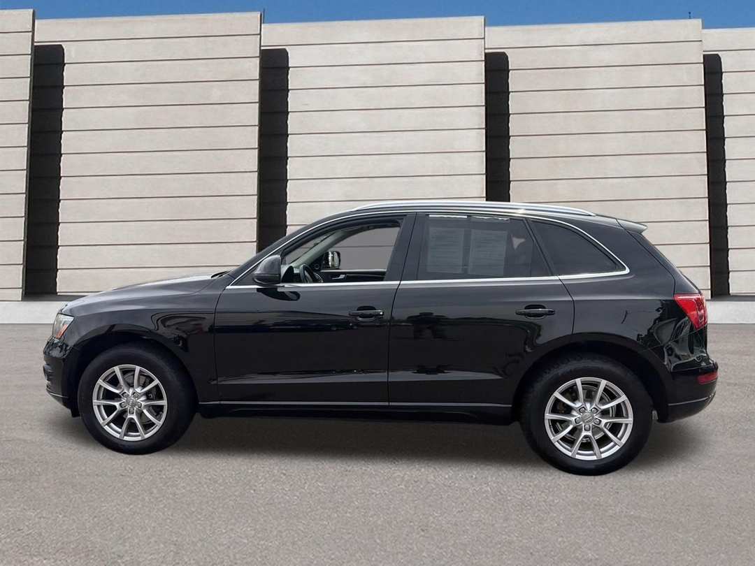 2011 Audi Q5 2.0T Premium Plus - Image 2