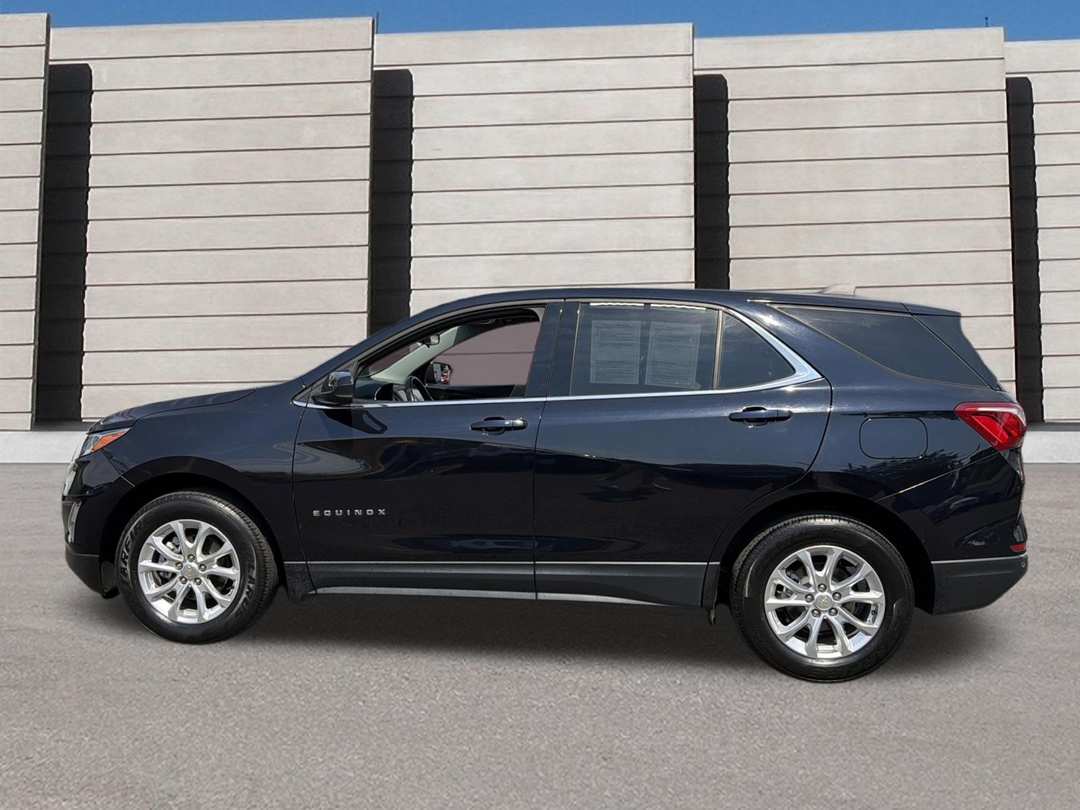 2020 Chevrolet Equinox LT - Image 2