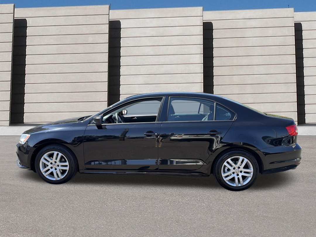 2015 Volkswagen Jetta - Image 2