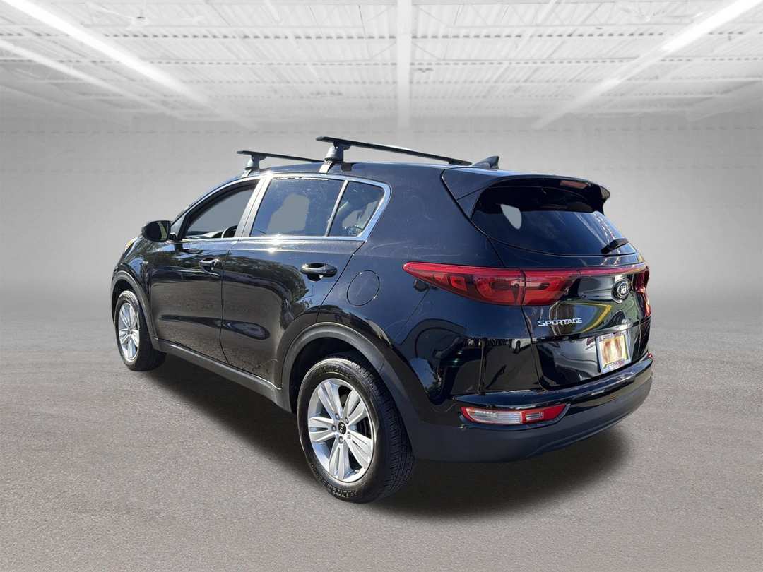 2017 Kia Sportage LX - Image 3