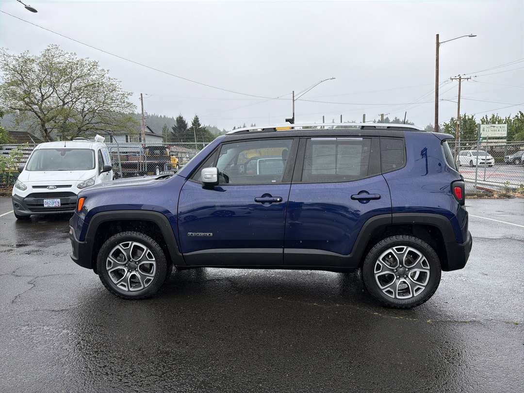 2016 Jeep Renegade Limited - Image 2