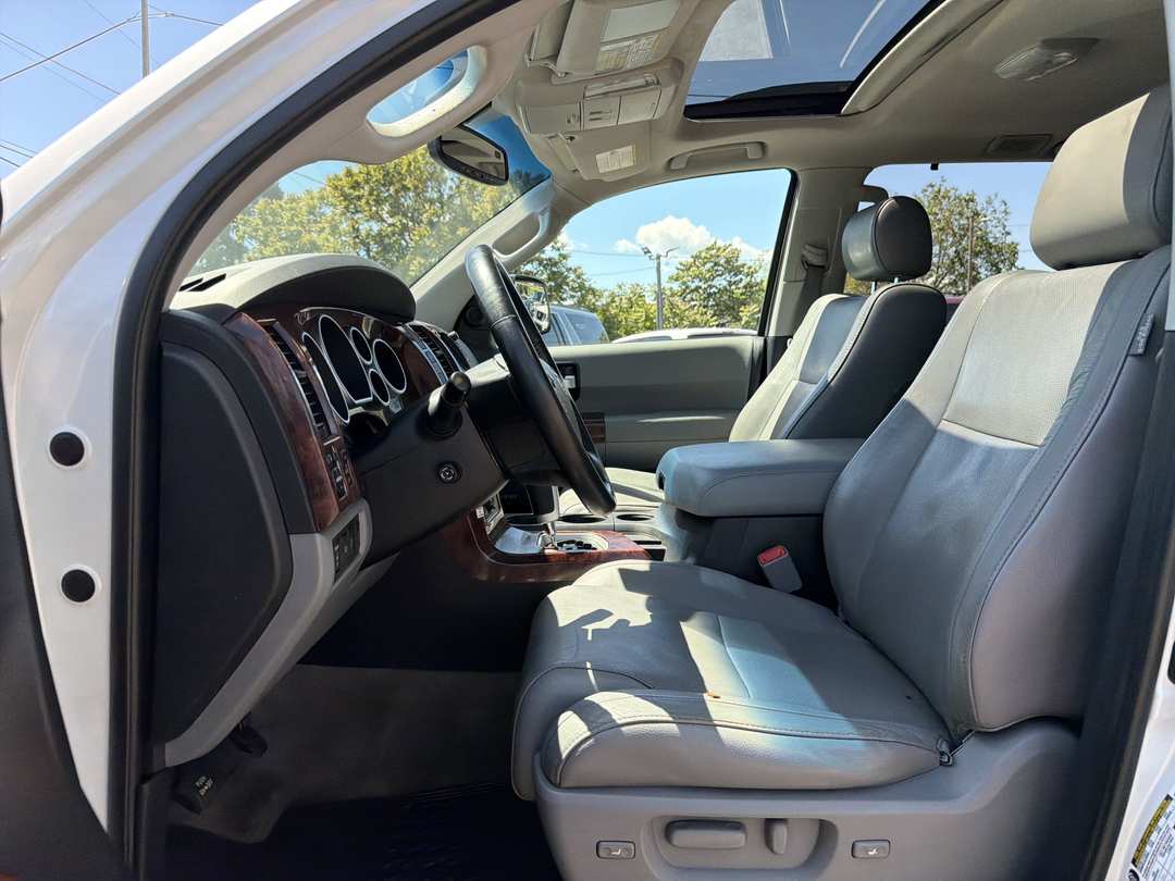 2008 Toyota Sequoia Platinum - Photo 8