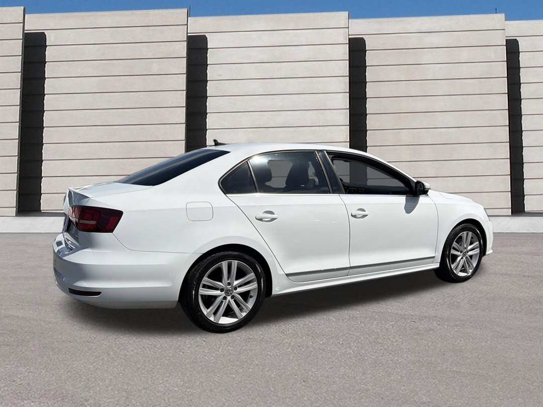 2017 Volkswagen Jetta - Image 3