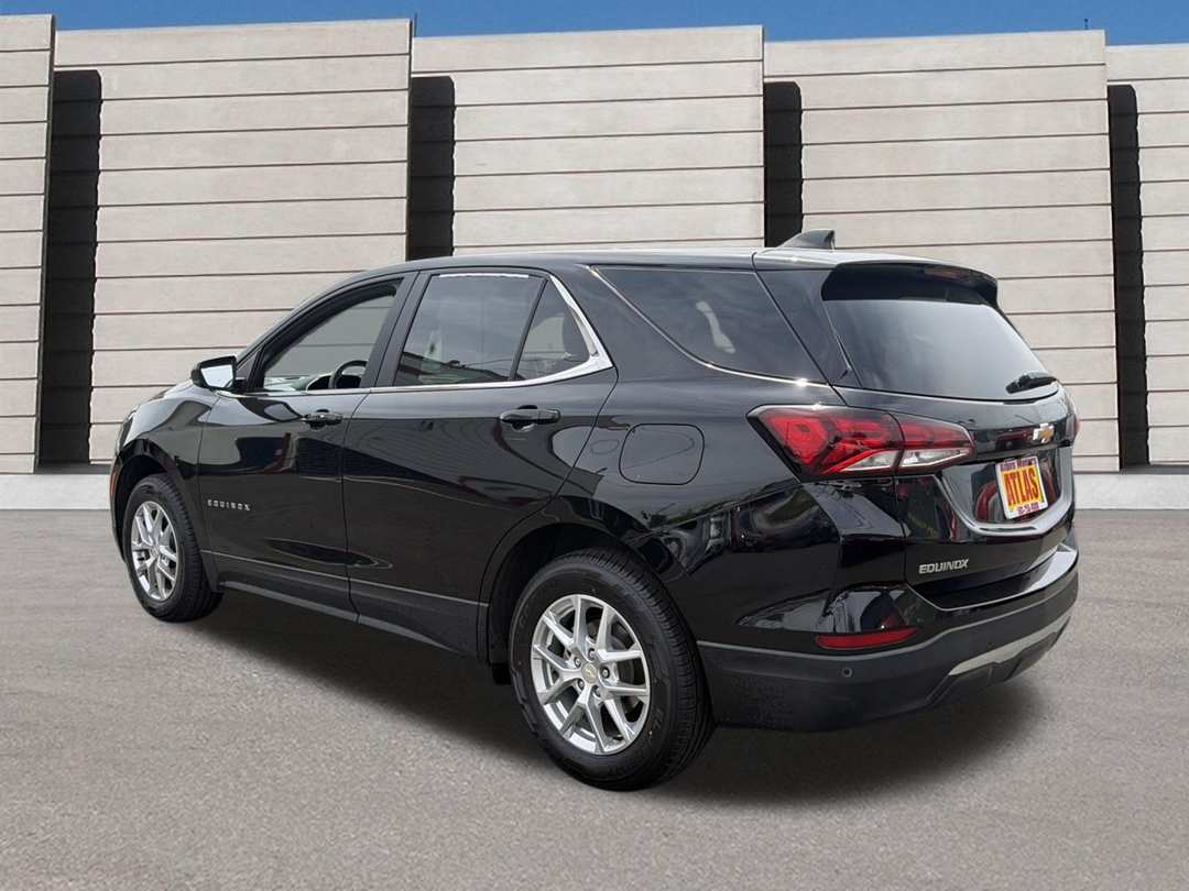2022 Chevrolet Equinox LT - Image 3