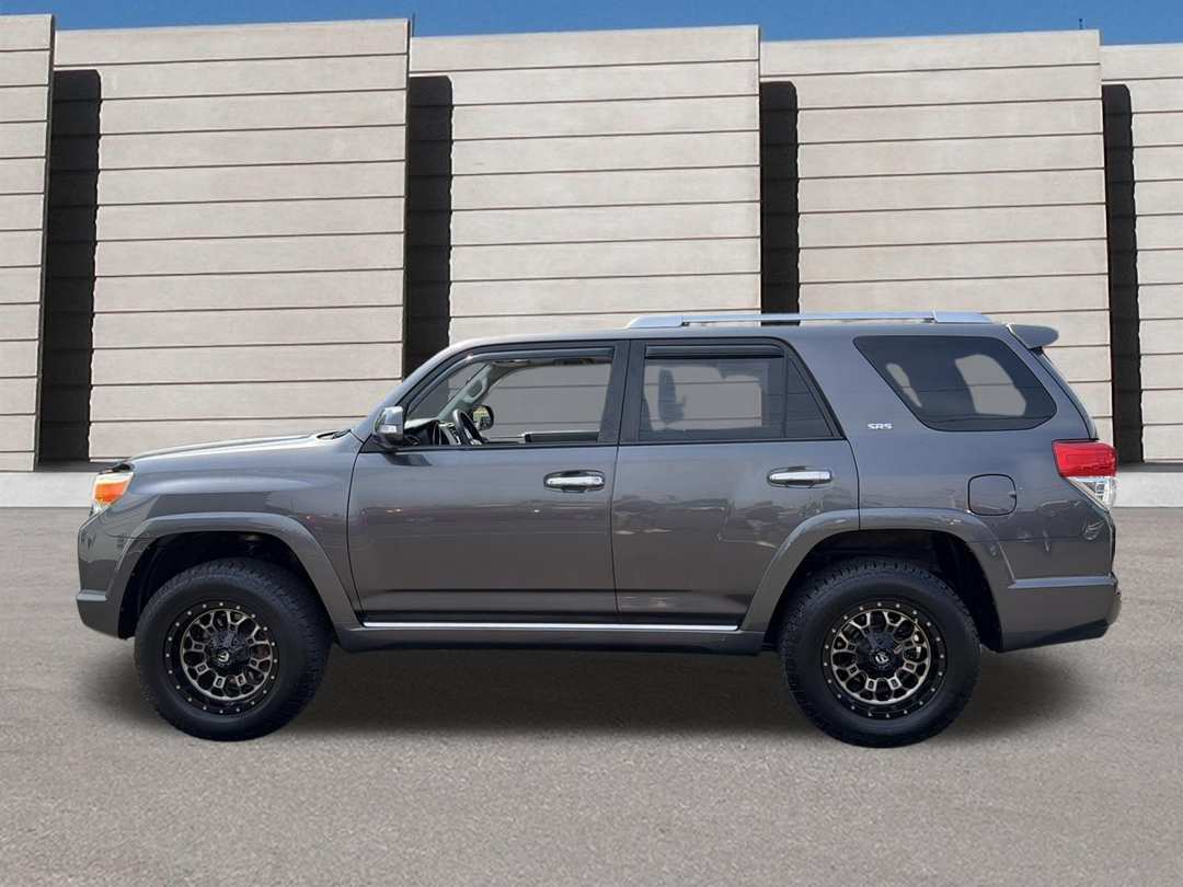 2010 Toyota 4Runner - Image 2