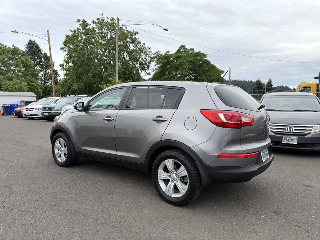 2012 Kia Sportage LX - Image 3