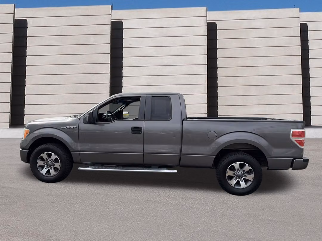 2013 Ford F-150 - Image 2