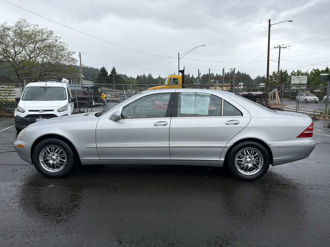 2000 Mercedes-Benz S-Class - Image 2