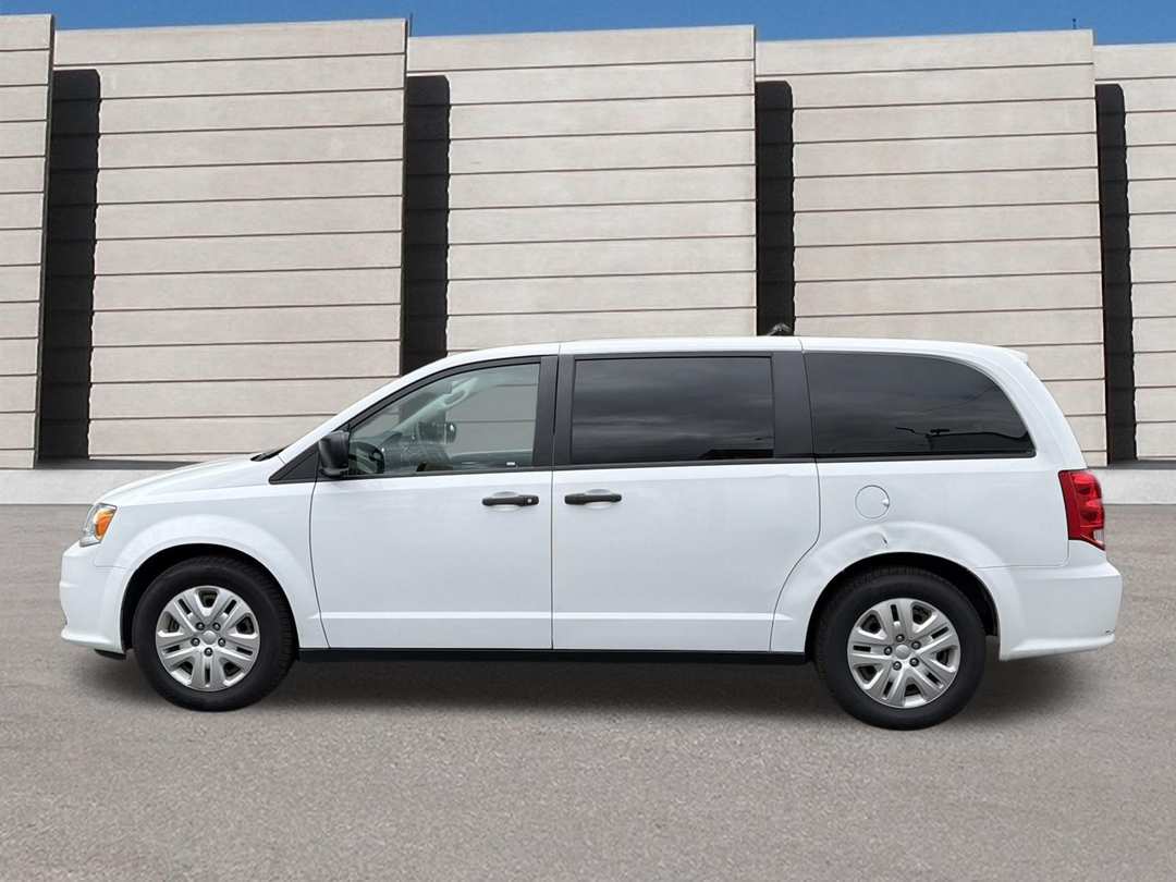 2019 Dodge Grand Cara Cargo Contractor Package SE - Image 2
