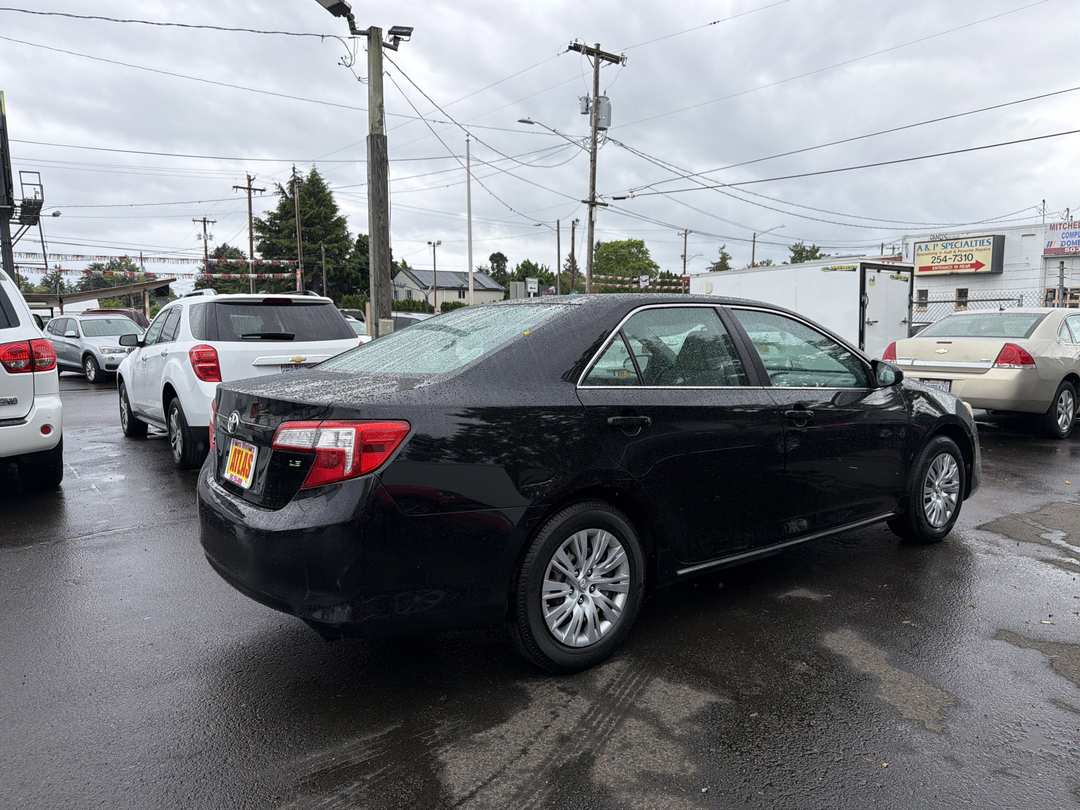 2012 Toyota Camry - Image 3