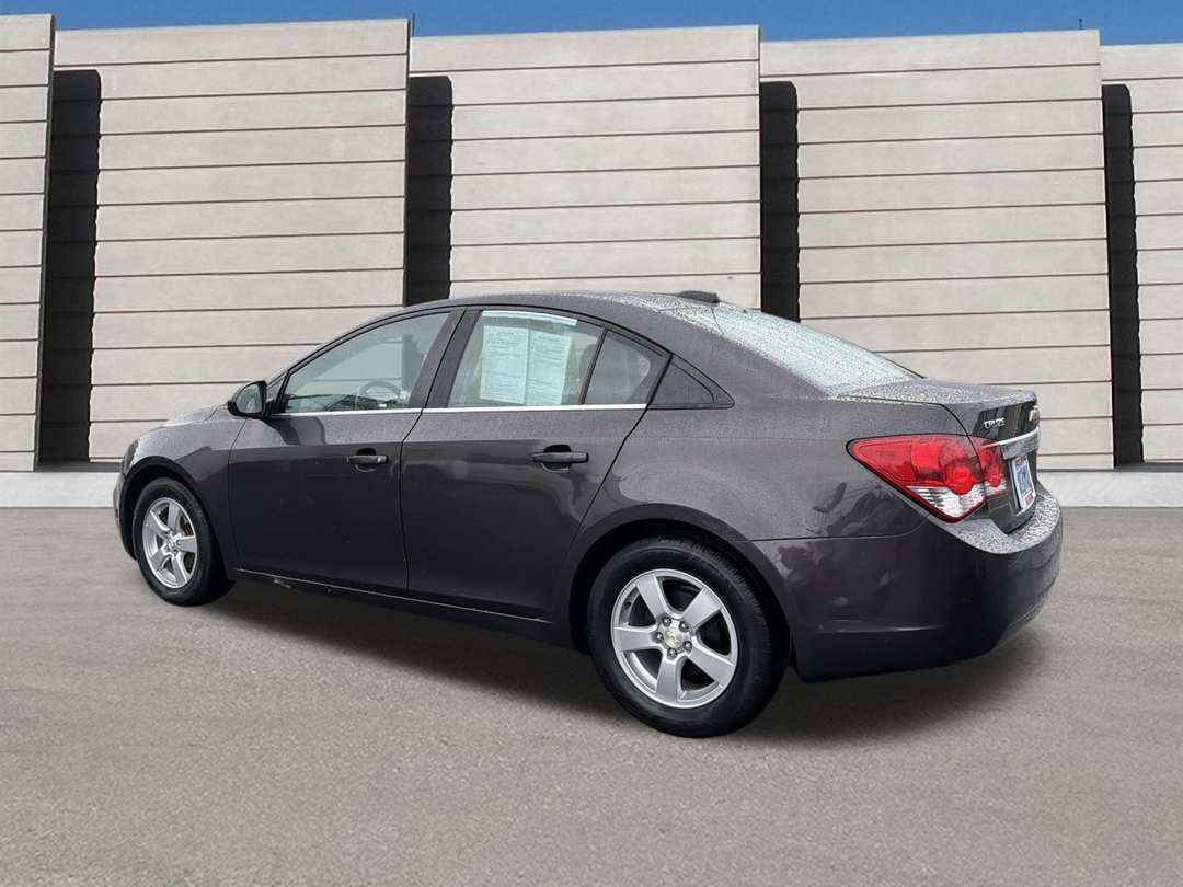 2015 Chevrolet Cruze LT - Image 3