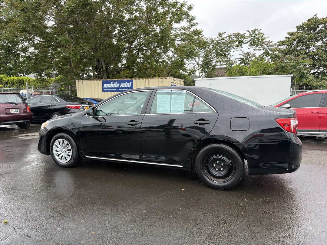 2012 Toyota Camry - Image 2