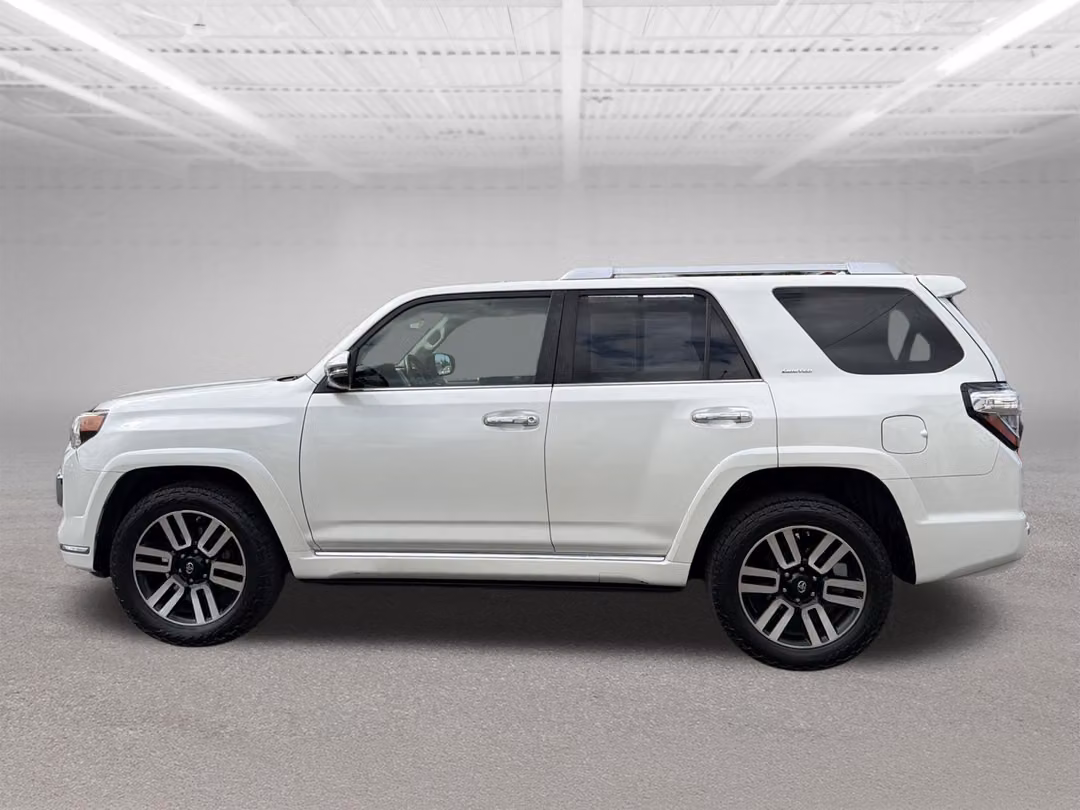 2018 Toyota 4Runner - Image 2