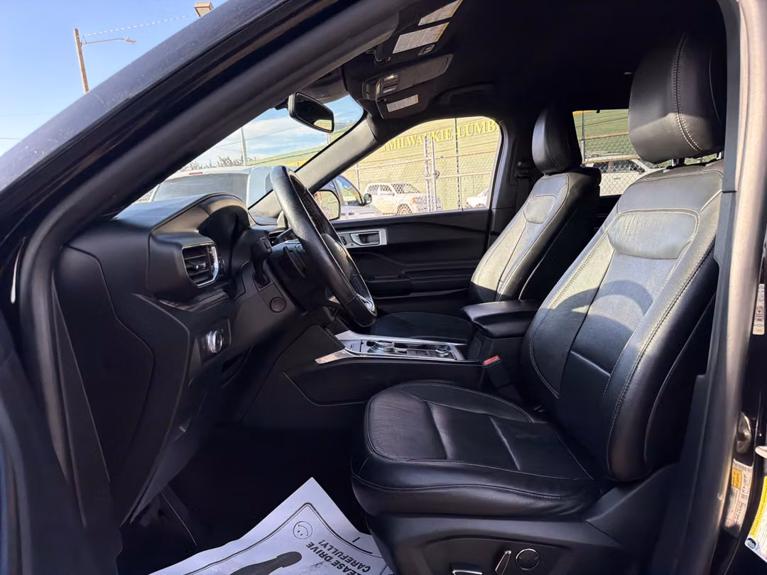 2020 Ford Explorer Limited - Photo 8