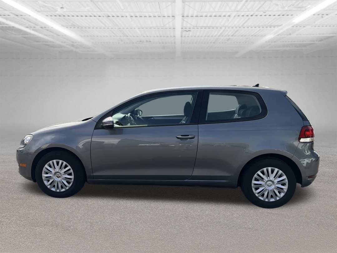 2012 Volkswagen Golf - Image 2