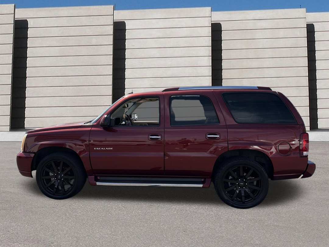 2003 Cadillac Escalade - Image 2