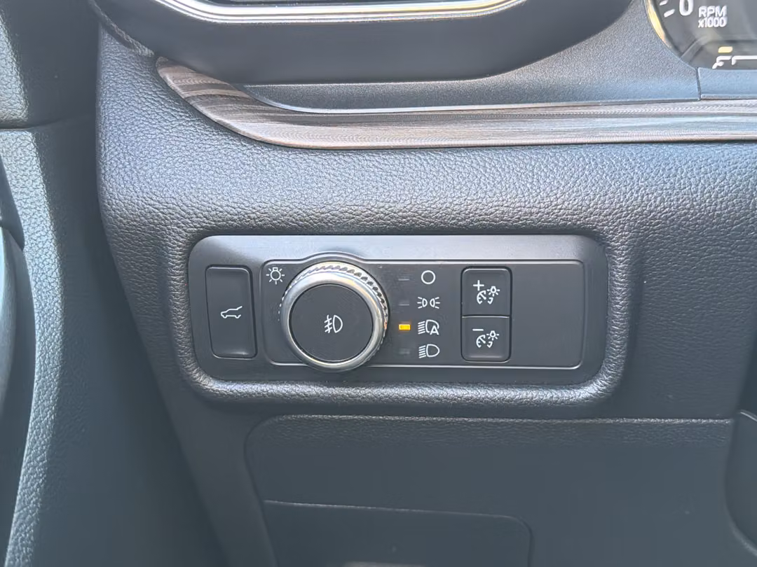 2020 Ford Explorer Limited - Photo 15