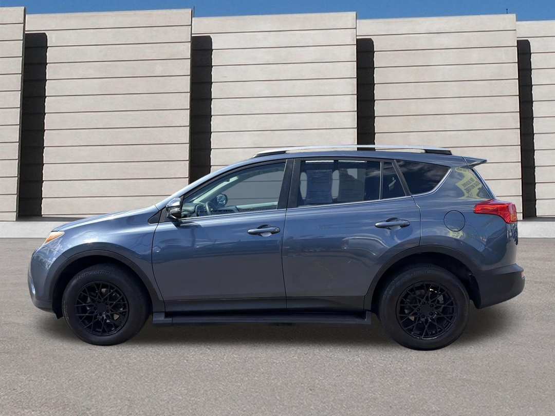2013 Toyota Rav4 XLE - Image 2