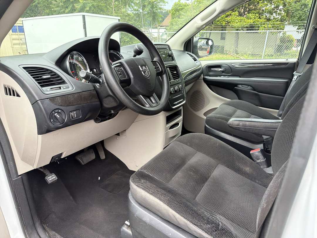 2019 Dodge Grand Caravan Canada Value Package - Photo 7