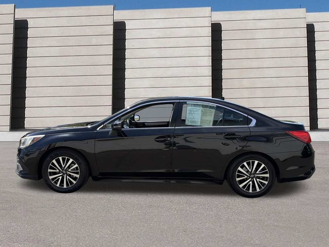 2018 Subaru Legacy Premium - Image 2