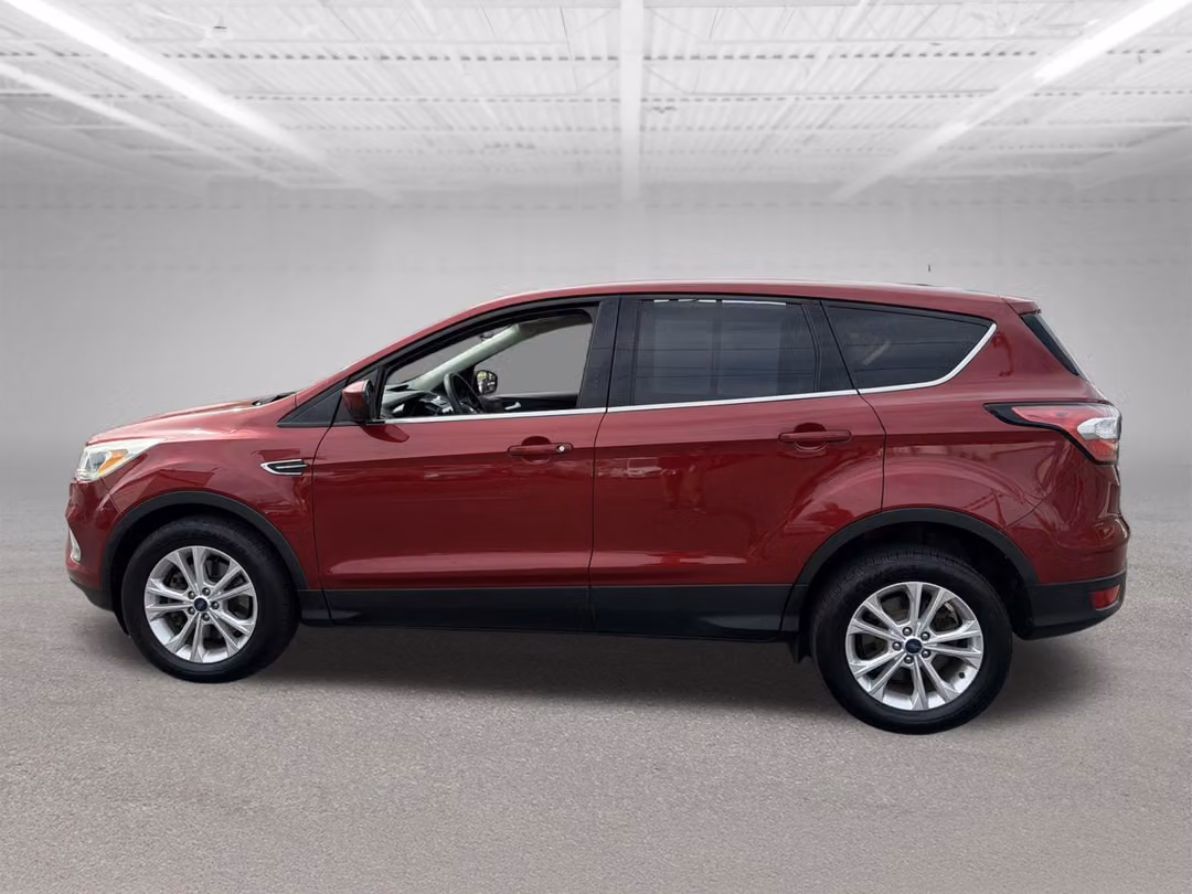 2017 Ford Escape SE - Image 2