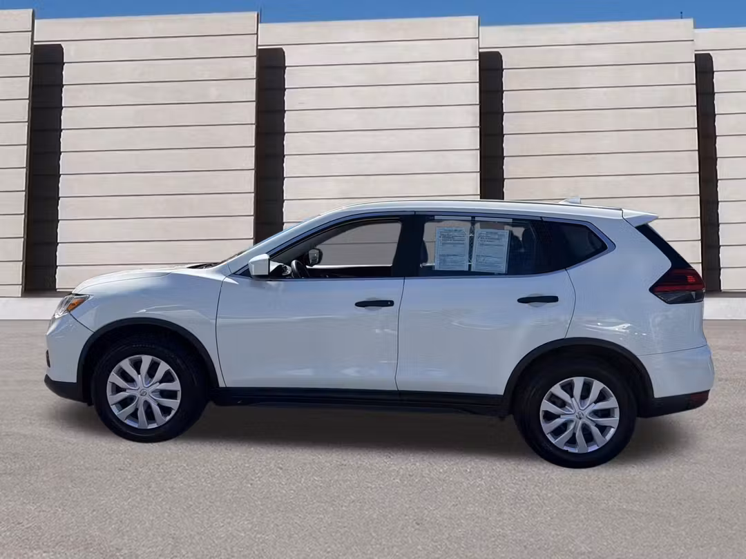 2017 Nissan Rogue S - Image 2